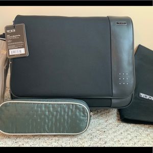 TUMI Men Imagination Messenger Bag black NWT